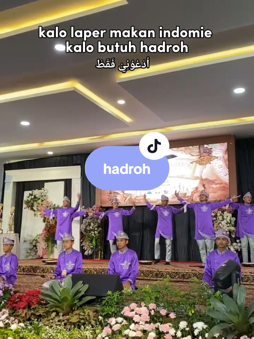 اُدْعُوُنِيْ فَقَطْ,panggil kita hadroh el-jumhur aja🤩✨️#aljumhuriyah #hadroh #santriputra #santripondok @dedenjamhur @Hasanah jamhur 