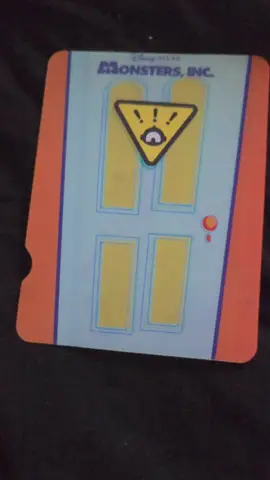 קלפי תלת ממד של מפלצות בע