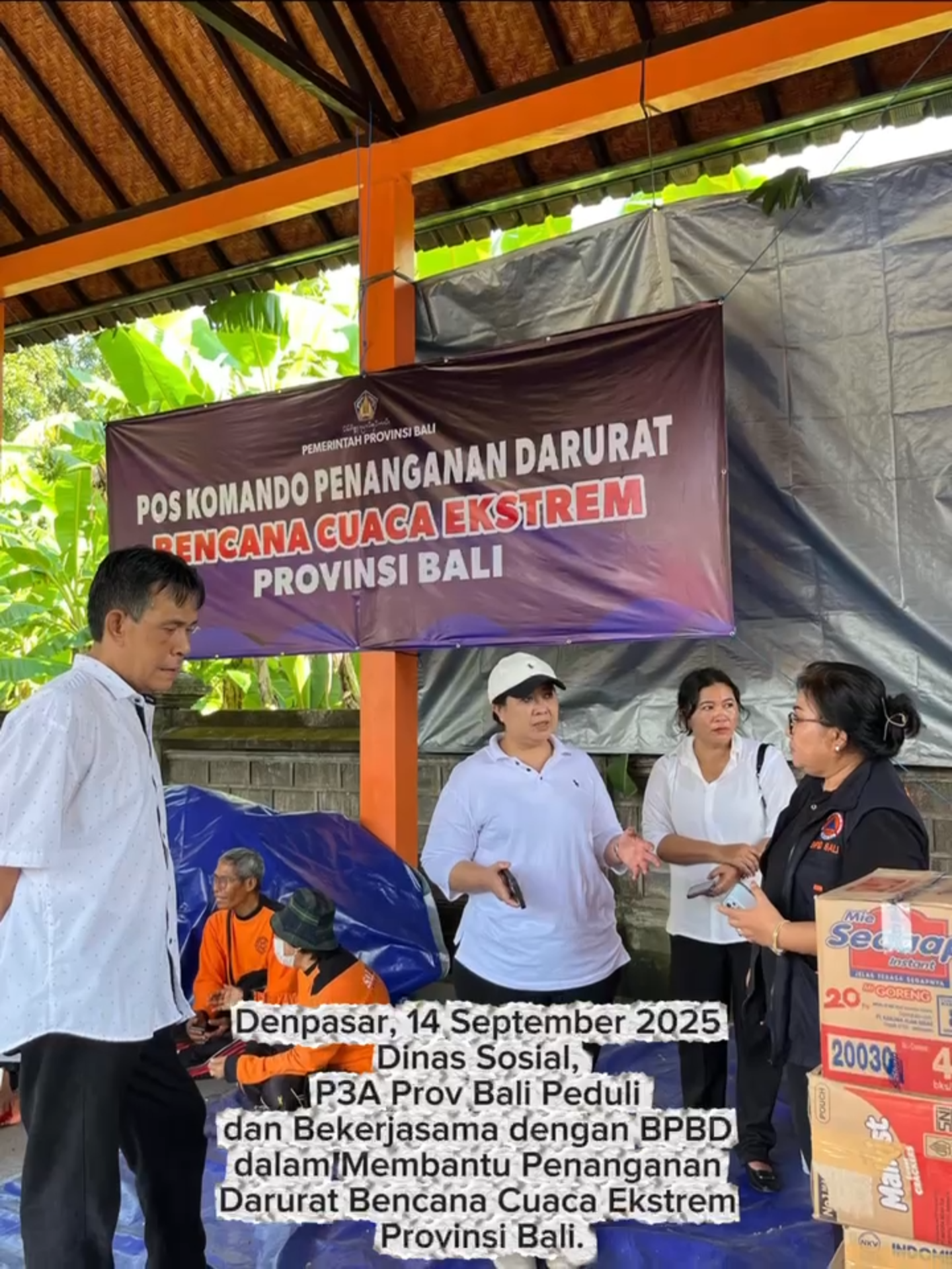 14 September 2025 - Dinas Sosial Pemberdayaan Perempuan dan Perlindungan Anak Provinsi Bali Peduli dan Bekerjasama dengan BPBD Provinsi Bali dalam Membantu Penanganan Darurat Bencana Cuaca Ekstrem Provinsi Bali
