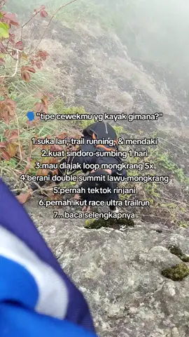 ada ga ya cwe yg bisa diajak mountain date double summit dalam 1 hari🗿🤣 #tipecewe #cewependaki #pelaritrail #csmiid #cewepelari 