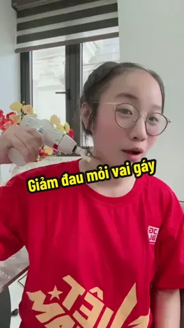 Ai bị nhức mỏi xương khớp hay đau cổ vai gáy hãy trải nghiệm cái máy massage này đi, nhỏ gọn, tiện lợi, dễ dùng lắm ạ #maymatxacamtay #maymassagecovaigay #massage #chamsocsuckhoegiadinh #xuhuong 