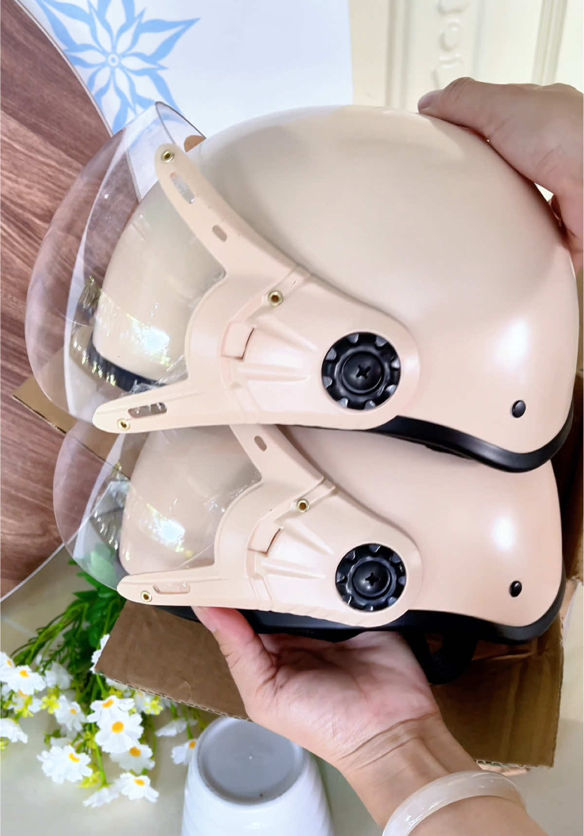 Mua 1 tặng 1 nón bảo hiểm thời trang #hongngocxh2 #xuhuong #nonbaohiem #nonbaohiemcokinh #nonbaohiemthoitrang 