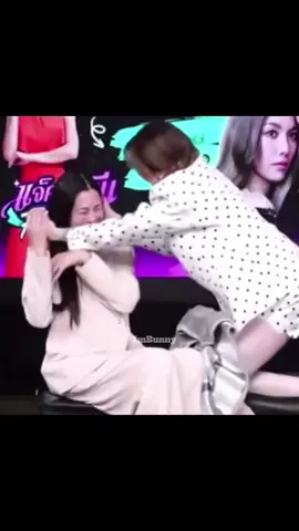 Thôi xonggggg 🤣🤣 #หลิงออม #LingOrm #linglingkwong ##หลิงหลิงคอง##Ormkornnaphat##ออมกรณ์นภัส##orm##ormkorn##lingling##鄺玲玲##onlyyoutheseries##เพียงเธอep9##xh