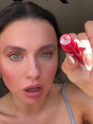 Serum-infused lip tints to nourish & boost lips’ barrier.