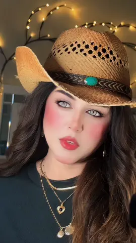 Mujy agr pori dunya bi chor jaye to farak nae parta #foryoupage #foryoupageofficial #fypシ゚viralシ #trending #queenofcanada 