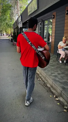 Растрогал женщину до слез🥲