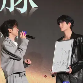 Content từ fan meeting này có thể nói là vô tận =))))  (cr.logo) #trienhien #luuhienthua #zhanxuan #liuxuancheng #xuhuong #foryou #fyp #Rii🍸 