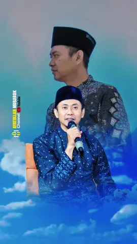 Ada sebuah ungkapan mengatakan: كُنْ كَالْيَـدَيْنِ وَلاَ تَكُنْ كَاْلأُذُنَـيْنِ . “Jadilah kamu seperti dua tangan, dan janganlah kamu seperti dua kuping.” #maulidnabi 