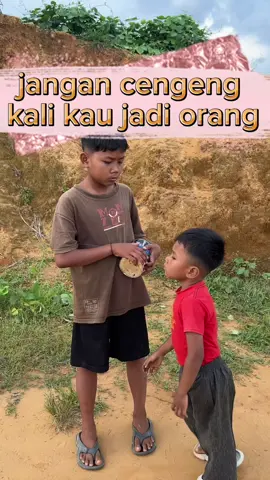 Cengeng kali jadi orang !!