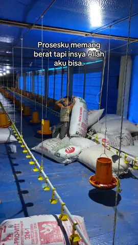 😌Bukan aku yang kuat, tapi doa ibuku yang hebat. #fyp 
