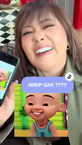 Warga TikTok ini ada-ada aja yaa bikin ngakak 😂😂 Coba komen lebih mirip yg ke 1 atau yg ke 2? Komen paling lucu aku kirimin sesuatu 🤏 #shindysamuel #glamshinecosmetics #memelucu