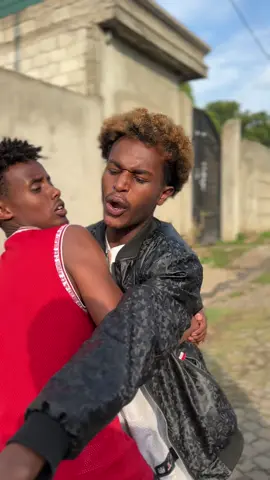 ላመልጠኖ 😳 #funnyvideos😂 #viralvideos #ethiopian_tik_tok #habeshatiktok #africa #africantiktok 