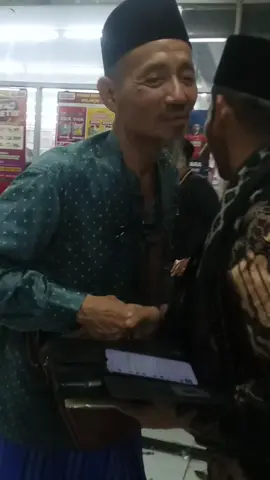 Sehat sehat Abah yai semuanya