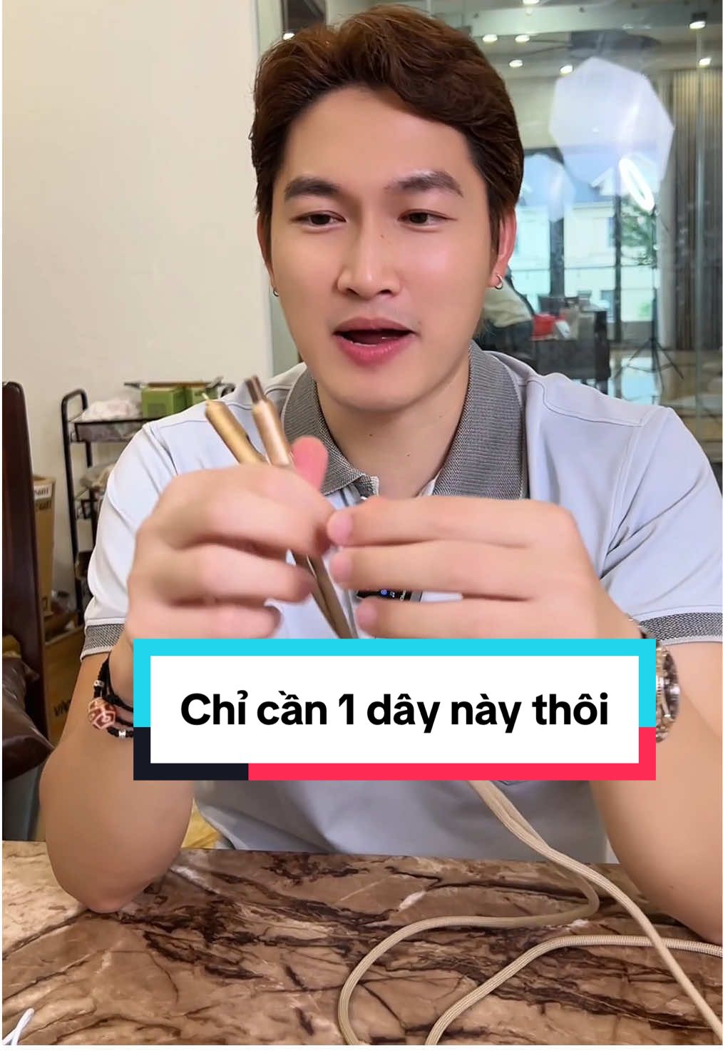 Chỉ cần 1 dây này thôi #sacnhanh #daysacdienthoai #dogiadung #tikhub #xuhuong 