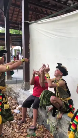 Hosssaaahhhh Sektull sektull 😅 #viralvideos #viralvideo #fyp #jathilanjogja #beranda 