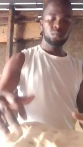 akazi karananiye pe