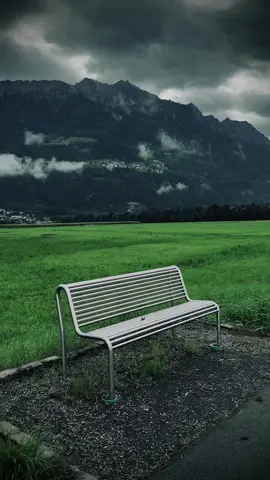 Calmin day 🖤🇨🇭#relaxing #nostalgia #calmvibes #explore #darkaesthetic 