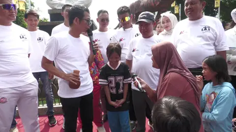 #CapCut om Zein kasih hadiah sepedah pada Lesti siswa kelas 3 sekolah dasar,dan selanjut kasih kehormatan pada Lesti untuk pecahkan kendi dalam rangka peresmian PJU pintar dipurwakarta#omzein #saepulbahribinzein #omzeinjagoandedimulyadi #omzeinbupatipurwakarta #omzeinbupatiaing 
