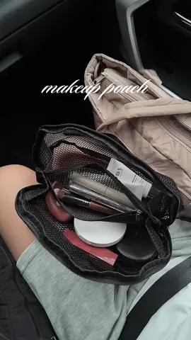 spacious makeup pouch/essentials organizer >> #makeuppouch #pouch #organizer #pouchorganizer 