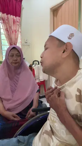 Tolong cari sorang kat iwan gais,besar sangat ini permintaan dia😅😅😅 #spinalcordinjuryrecovery #kasihanakkepadaibu❤️❤️ #akubukanygterbaik #fyppppppppppppppppppppppp #foryoupage 