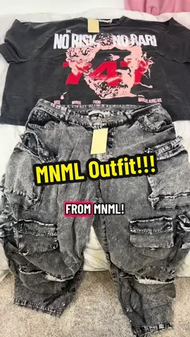 This Outift from @mnml is Hitting!! The T-Shirt and the Cargo Pants Go Hand in Hand! Great Style and Fashion! Superb Quality and attention to Detail when it comes to their Clothes! #mensfashion #cargopants #jeans #tshirt #menswear 