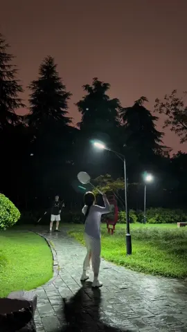 Cầu lông chill chiều @Cửa Hàng Cầu Lông 🏸  @Cửa Hàng Cầu Lông 🏸  @Cửa Hàng Cầu Lông 🏸  #phucminh1121 #badminton #caulong #fyp #viral 
