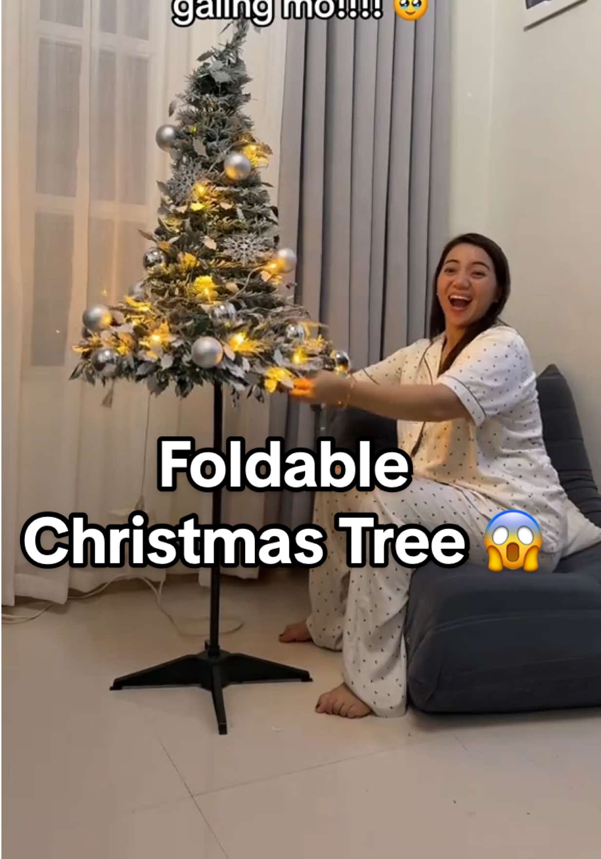 NEW FOLDABLE CHRISTMAS TREE complete set na! 😍🥰🥰 3 Seconds lang may christmas tree kana! No need na mag assemble 👏👏👏#sephoraalışverişim 
