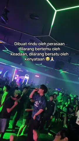 Gimana dong? #fypシ゚viral🖤tiktok #helensplaymart #helensnightmart #partypeople #makassar 
