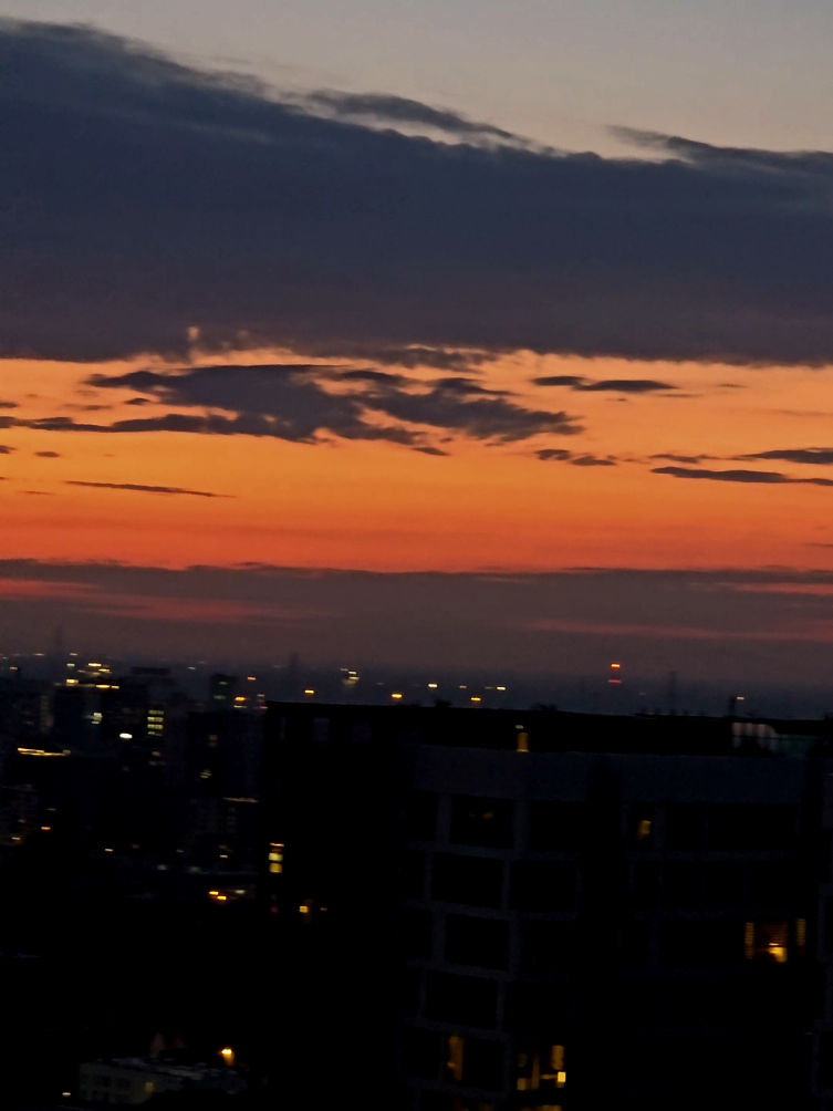 Montréal Sunrise #Montreal #sunrise #tiktokmontreal #mtltiktok 