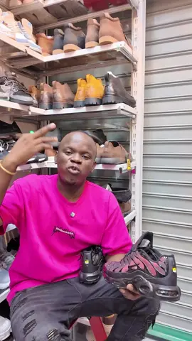 Ya kubadilika rangi (kinyonga 😃🙌🏻)#LanguageLearning #diamondplatnumz #wasafitv #capcut #kiredio 
