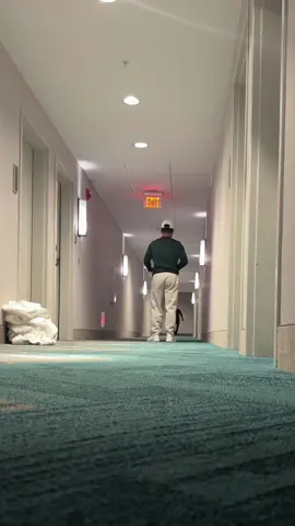 DingDongDitch Shutting the lights off #funnyvideos #funny #scarecam #funnyprank #funnytiktok