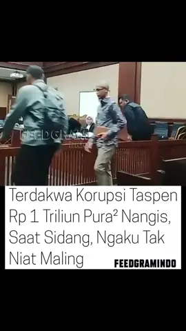 Mantan Direktur Utama PT Insight Investment Management (PT IIM), Ekiawan Heri Primaryanto menangis di sidang kasus korupsi dugaan investasi fiktif pada PT Taspen yang merugikan negara Rp 1 triliun. Ekiawan mengaku tak ada niat mencuri. Hal itu disampaikan Ekiawan saat diperiksa sebagai terdakwa di Pengadilan Tipikor Jakarta Pusat, Jumat (12/9/2025). Mulanya, hakim menanyakan aset milik Ekiawan yang disita KPK. 