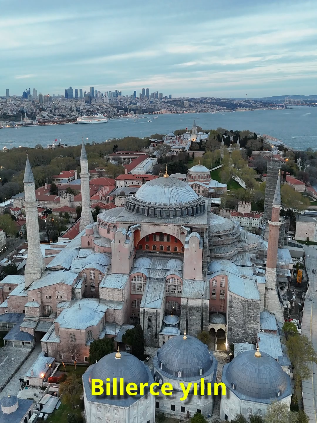 Ayasofya’nın Büyük Restorasyonu: Bin Yılların Tanığı Yeniden Doğuyor! İstanbul’un kalbinde yükselen Ayasofya, binlerce yılın tanığı oldu. Kimi zaman kilise, kimi zaman cami, kimi zaman müze… Ve şimdi, büyük bir restorasyon sürecinden geçiyor. Tarihi mozaikler, kubbeler ve taş işçiliği tek tek elden geçiriliyor. Amaç: Bu eşsiz mirası gelecek nesillere bozulmadan aktarabilmek. 📌 Sizce böyle büyük eserlerin korunması için daha fazla yatırım yapılmalı mı? 👉 Yorumlarda fikrinizi yazın! #Ayasofya, #Ayasofyarestorasyonu, #Ayasofyabelgesel, #İstanbul, #İstanbultarihi, #Osmanlıtarihi, #Bizanstarihi, #tarihiyapılar, #restorasyon, #arkeoloji, #belgeselshorts, #shortsbelgesel, #ancientmysteries, #worldhistory, #historyshorts, #documentaryshorts