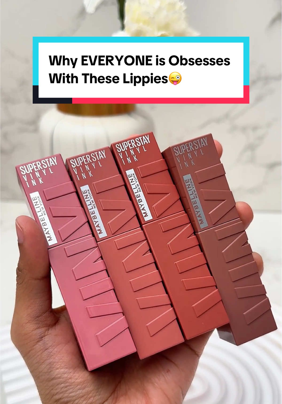 The lip series everyone’s obsessed with 💗 The NEW Super Stay Vinyl Ink Boba with 4 NEW milk tea–inspired shades, transferproof & boba-proof up to 16H 💋 🧋4 NEW Super Stay Vinyl Ink Boba Shades🧋 250 Chai Dance  255 Peach Swirl  260 Rose Drip  265 Kiss of Oolong *Now available at Shopee #maybelline #maybellinesingapore #superstayvinylinkboba #FYP #lipstickswatch