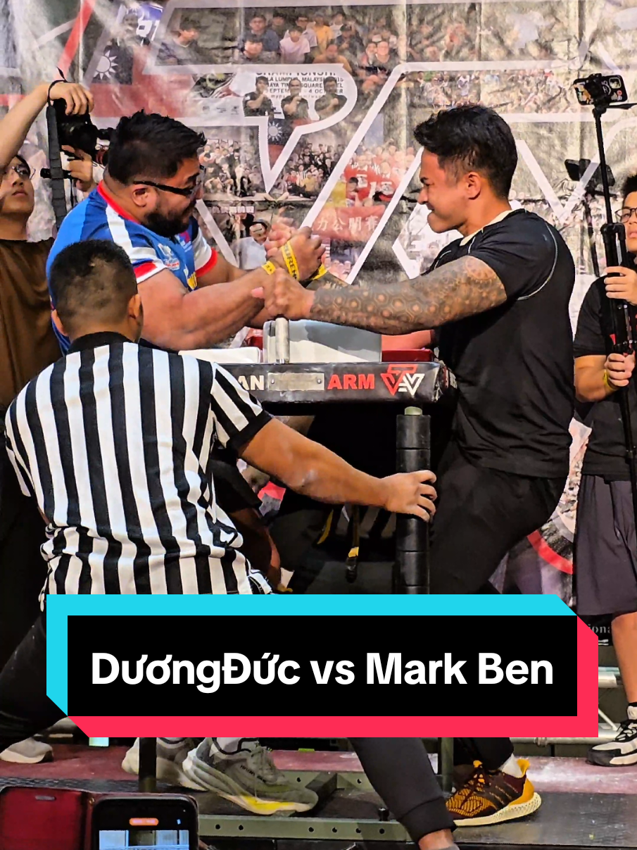 DƯƠNG ĐỨC🇻🇳 VS MARK BEN🇵🇭 #duongduc #markben #vattay #armwrestling #fyp 