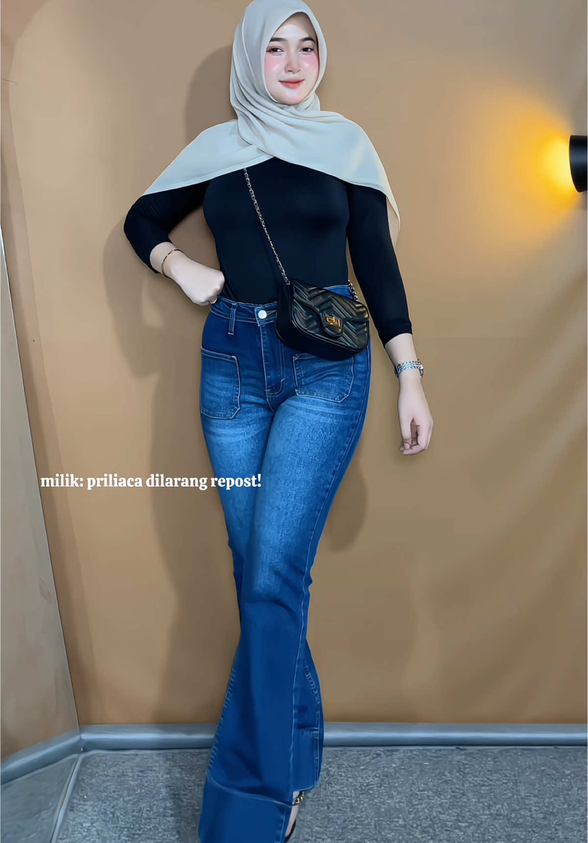 celana cutbraynya cakhepp parahh😍 #cutbray #cutbrayjeans #cutbraypetite #petitestyle 