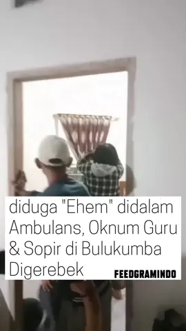 Pria berinisial RY yang berstatus honorer sopir ambulans bersama RN honorer yang bekerja sebagai tenaga pendidik di salah satu sekolah dasar (SD) di kecamatan Kajang diamankan polisi usai digerebek diduga sedang berhubungan intim didalam mobil ambulans di salah satu lingkungan di kecamatan Bontobahari, Sabtu malam 13 September 2025. Dari informasi yang dikumpulkan rubrik.co.id, Minggu 14 September 2024 kalau kedua teeduga pasangan mesum diamankan polisi Sabtu malam sekitar pukul 22:00 WITA. “Benar tadi malam jam 22:00 kita amankan dikantor kedua terduga pelaku di Polsek Bontobahari,” ujar Kanit Reskrim Polsek Bontobahari Aiptu Syamsul saat dikonfirmasi melalui pesan WhatsAppnya Kasus dugaan perzinahan yang dilakukan RY dan RN di bongkar oleh istri RY yang mendapati keduanya diduga sedang berhubungan badan diatas mobil ambulans Puskemas. ER yang tidak terima dengan kejadian ini akhirnya melaporkan kasus ini ke polres Bulukumba   Sumber artikel: rbubrik.co.id https://rubrik.co.id/2025/09/14/2-terduga-pasangan-mesum-di-mobil-ambulans-puskesmas-diamankan-polisi/ .
