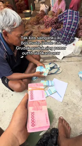 Jebule cah nganggur karo grudak gruduk😜 #petanimuda #bawangmerah 