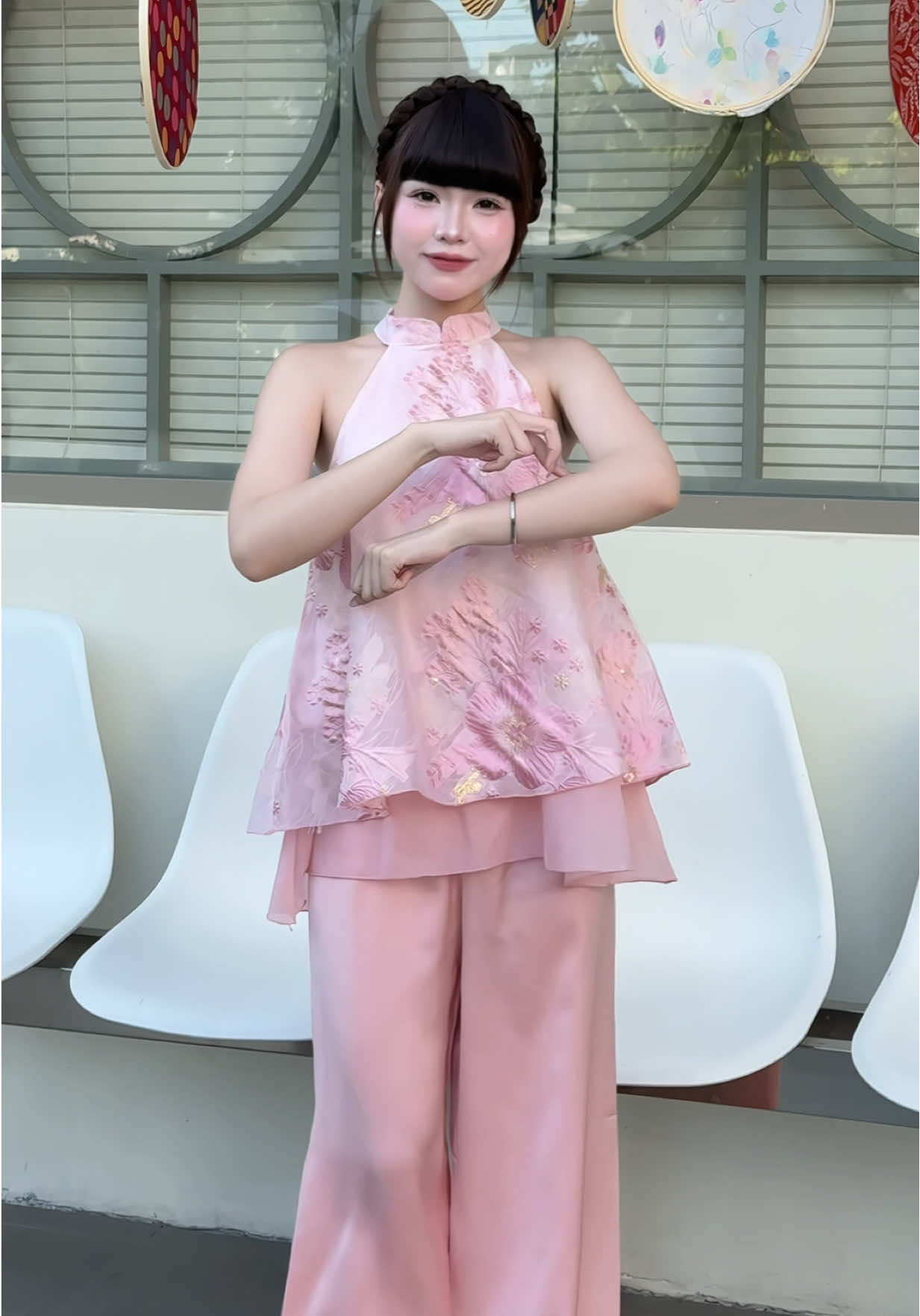 Anh sang đón nhé 💕💕#phoidoxinh #fyp #outfit #summervibes #domuahe #trungthu2025 #dethuong #setxinh #trending #tet2025 #thơ #xuhuong #beachvibes 