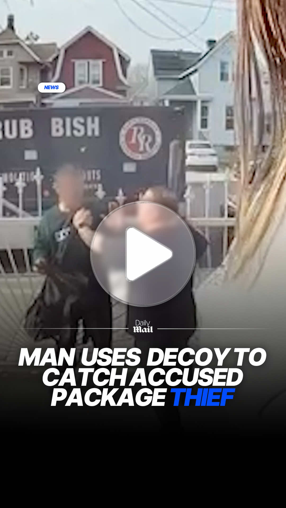 Caught red handed  🎥CarlosMejia/Storyful #crime #news #cctv #usa 