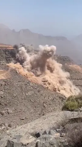 الأعمال الانشائية في مشروع شارع خصب ليما دبا الجديد 