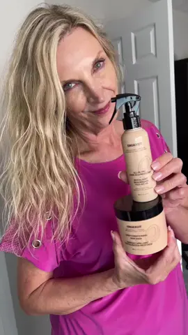 Taking a break from heat styling and letting my hair air dry naturally today. I used the Organist Coconut + Peptides Leave-In Conditioner and Deep Conditioning Hair Mask—and wow, my curls showed up soft and super easy to manage. Loving this effortless, no-work hair day. #AirDryCurls #HealthyHairCare #OrganistHair #CurlyHairRoutine #NaturalCurls     