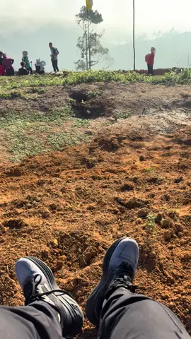 Ada yang tak pernah dapat ke tu ? #limankati #Hiking 