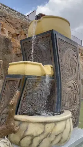 ‏{إِنَّ اللَّهَ وَمَلَائِكَتَهُ يُصَلُّونَ عَلَى النَّبِيِّ ۚ يَا أَيُّهَا الَّذِينَ آمَنُوا صَلُّوا عَلَيْهِ وَسَلِّمُوا تَسْلِيمًا}