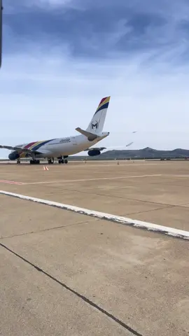 #fessaisairport #airbusa340 #fly #aviation #manasik🇲🇦🇩🇿🇵🇸🇸🇦🇶🇦🇺🇸