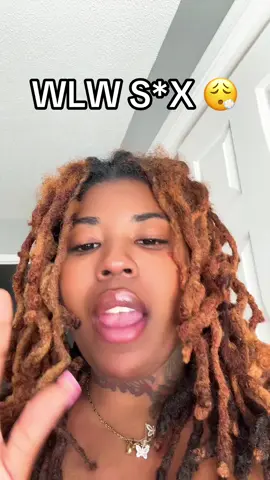 She couldn’t handle it😭 she tried @Wet For Her thanks so much 🫢#wlwtiktok #wlwlesbian #fyp #relationshipgoals #bigleoenergy 