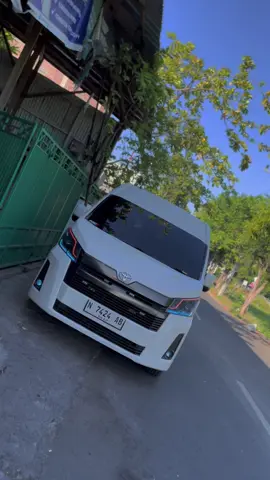 Yang Mau Liburan Atau Buat Iring-Iring Bisa Langsung WA Admin yah Bolo …  #rentalmobilkotapasuruan #sabikitransindonesia #rentalmobilkabupatenpasuruan #hiace #sewahiacekotapasuruan 