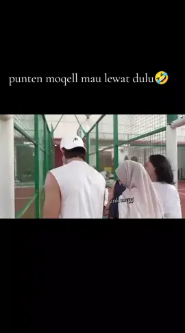 ada aja gebarkan moqell..  lumayan buat obat kepala yg amat sakit..  padel moqell and tim#moqell #bahagia 