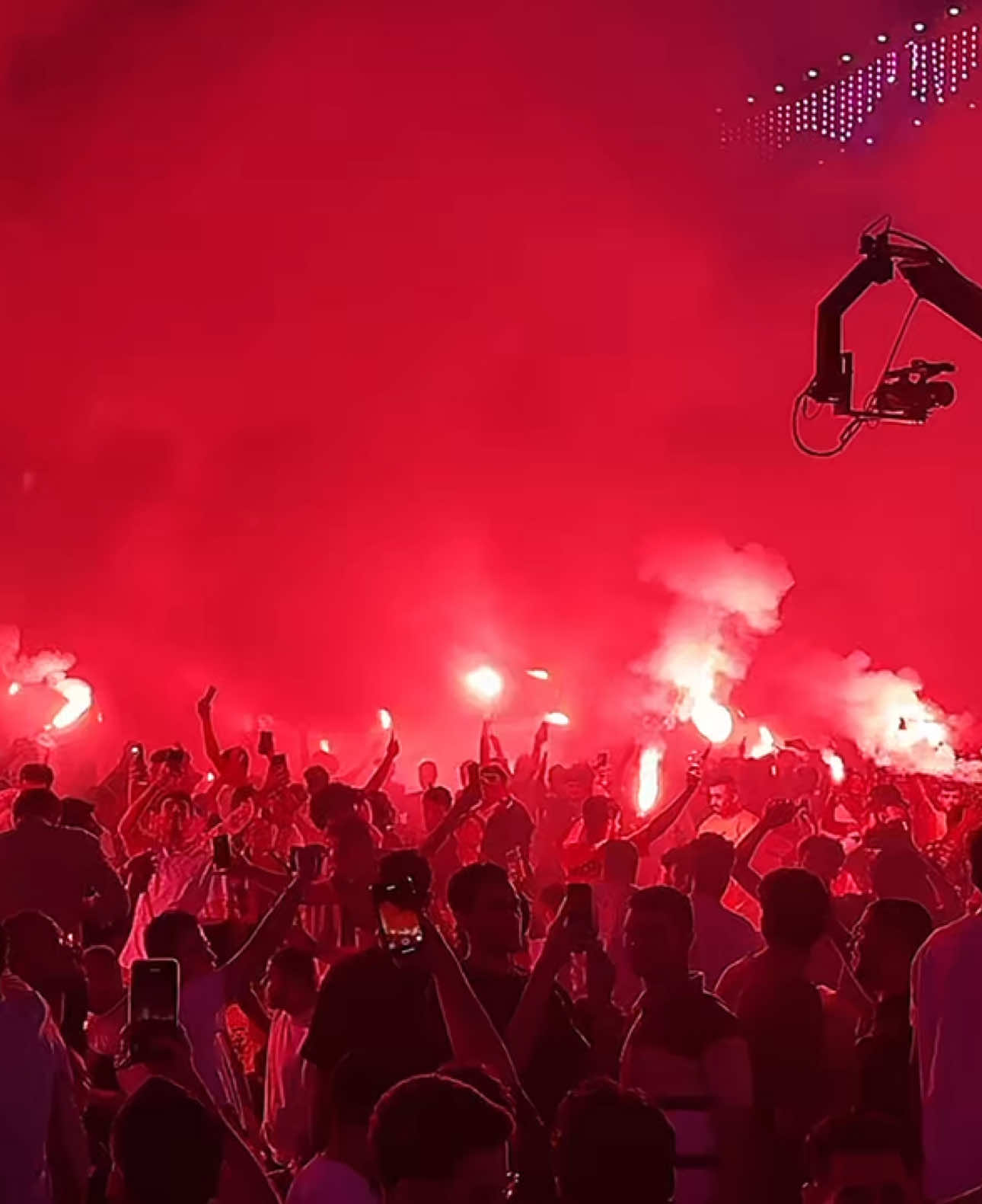 وقولنا لهم لا تلعبوا بالنار مع الحمص ..🔥💪🏻