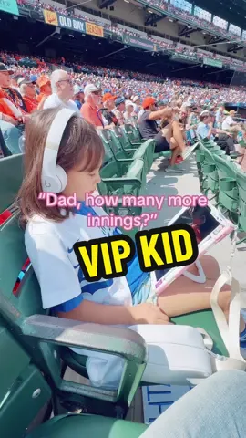 Pretty sure she was just hot 🥵Next one’s gotta be a night game. #shoheiohtani #orioles #MLB #大谷翔平 #VIP @Los Angeles Dodgers @MLB @Baltimore Orioles 